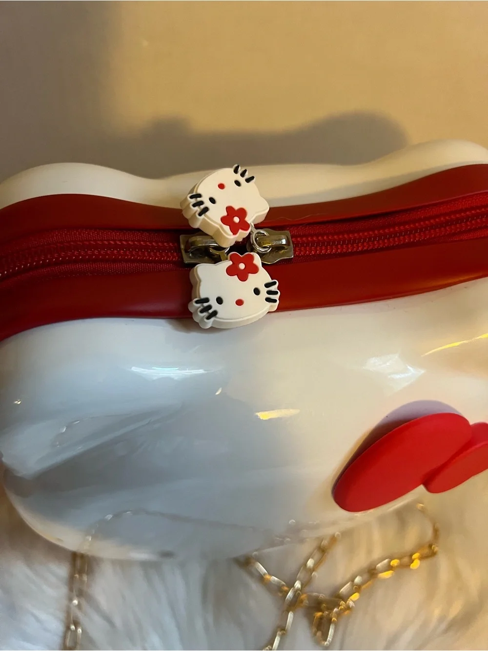 Hello Kitty White and Red Kids Crossbody Purse with Gold Chain
